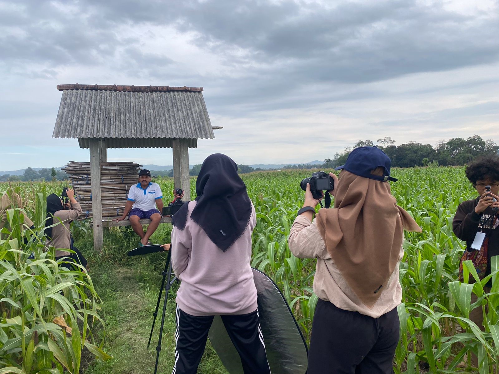 Film Dokumenter Pangarepan Persembahan Kelompok KKN Prodi Ilkom