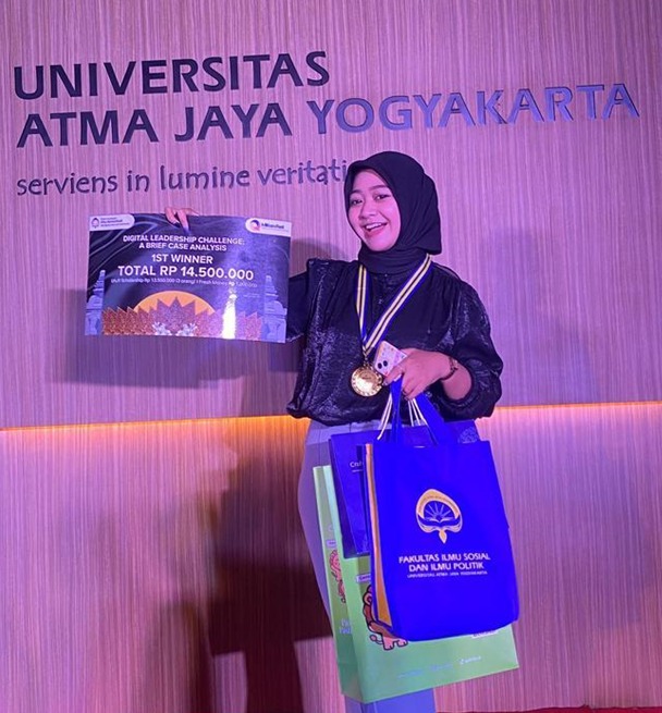 Fina Anisa Setyowati: Mahasiswi Ilmu Komunikasi UNTAG Surabaya Raih Juara 1 di National Digital Lead
