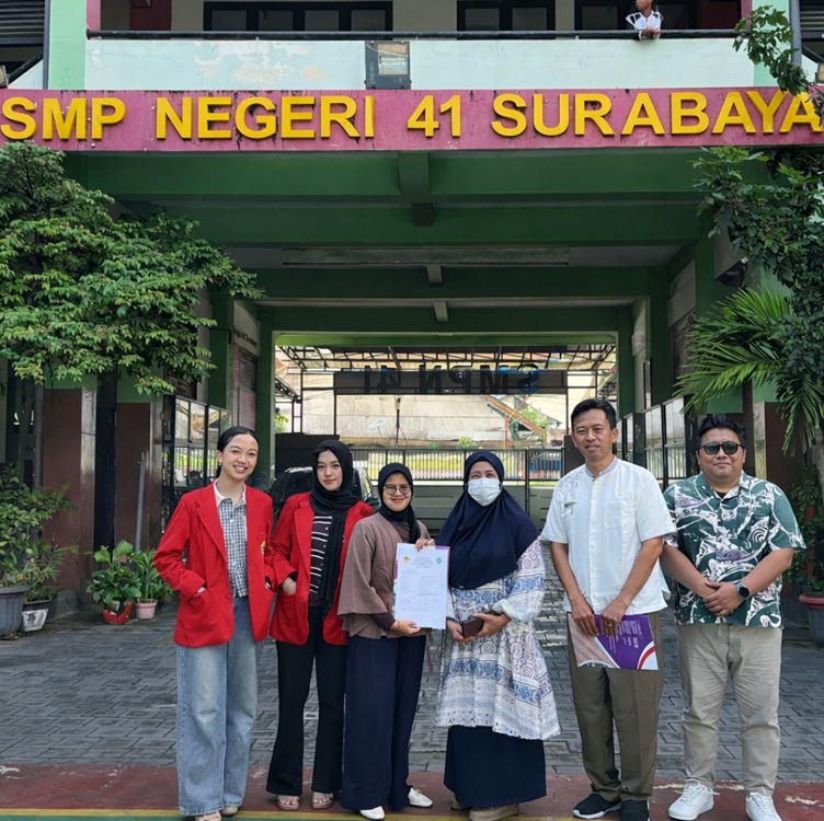 Empat Tahun Bersinergi, Prodi Ilkom Perkuat Program Kampus Berdampak Dengan SMPN 41 Surabaya