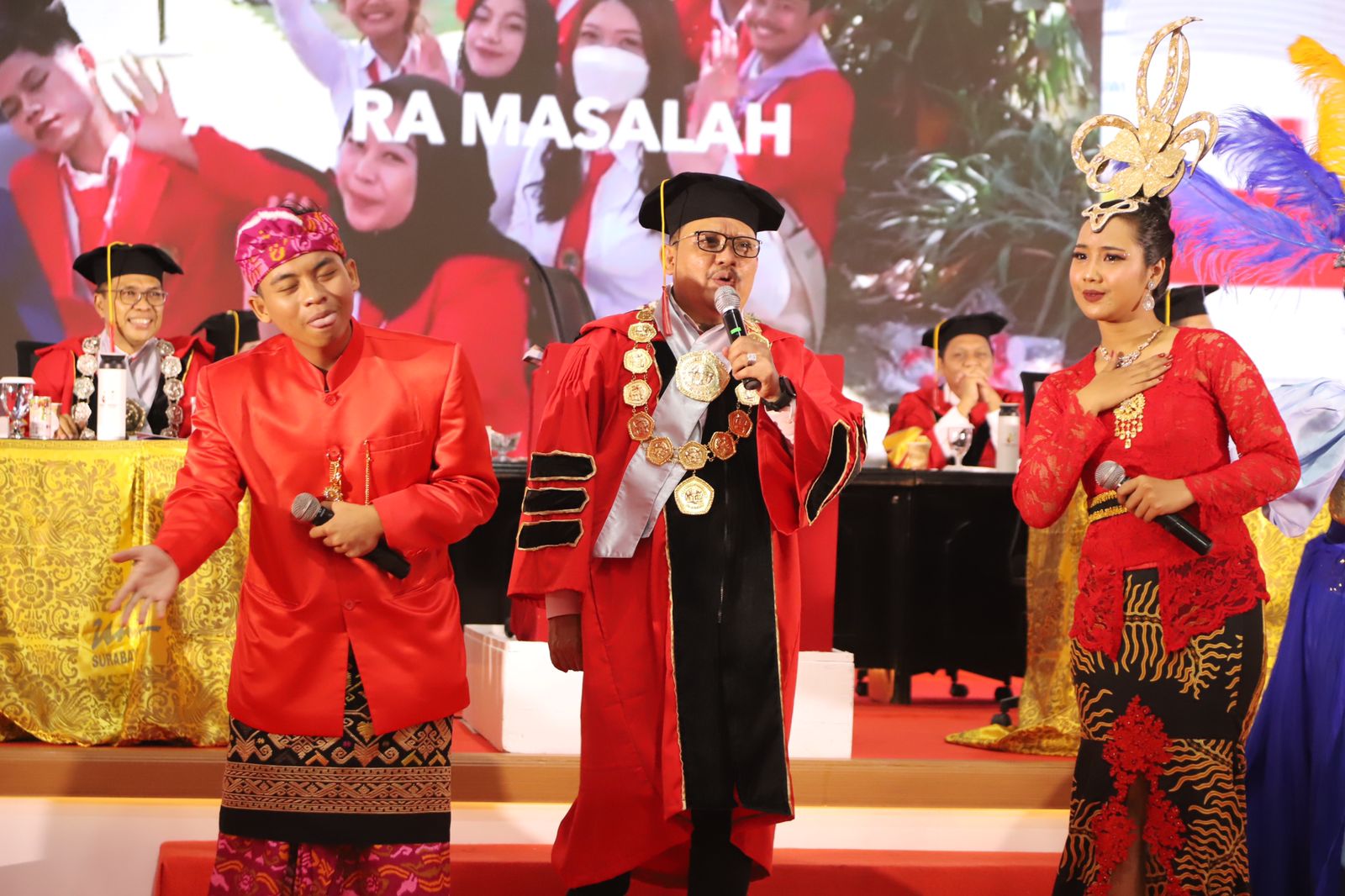 UNTAG Gelar Wisuda ke - 128 dengan Tema Untukmu Indonesiaku