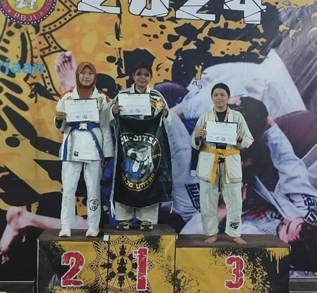 MAHASISWI ILKOM UNTAG MENANGKAN OPEN TURNAMEN JU-JITSU TINGKAT NASIONAL