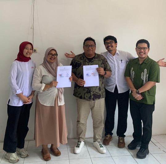 Kaji Digital Public Relations, Dosen Ilkom Untag Surabaya Ajak Kolaborasi Riset Ilkom Unitri