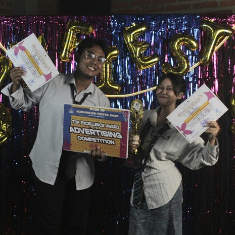 Tembus Juara 2 Nasional, Mahasiswa UNTAG Surabaya Tunjukkan Kreativitas Lewat Iklan Bertema AI